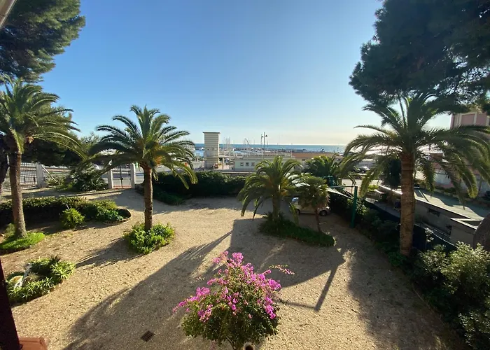 Fontana 56 3* Marina dʼAndora