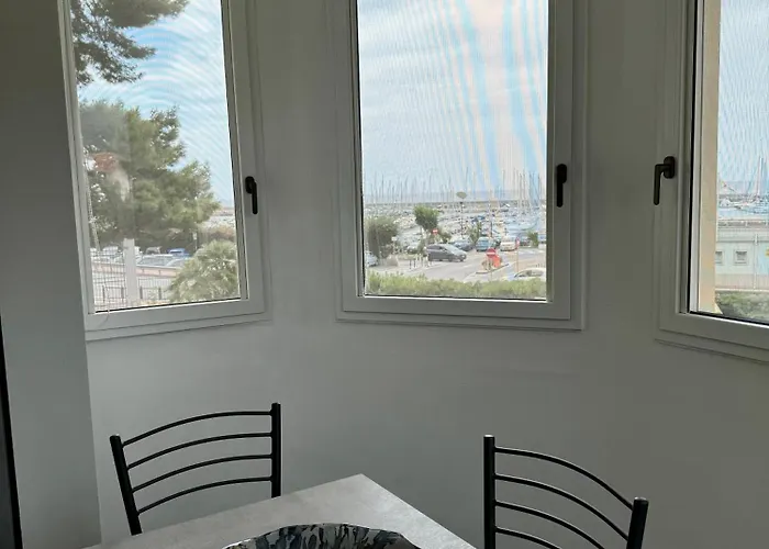 Fontana 56 3* Marina dʼAndora