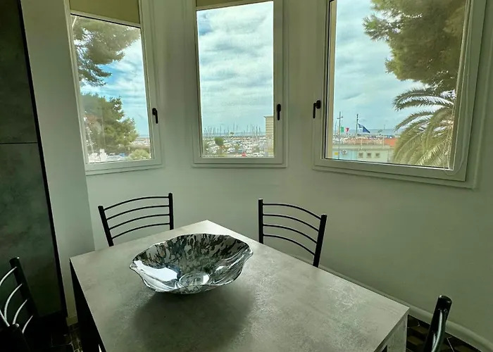 Fontana 56 公寓式酒店