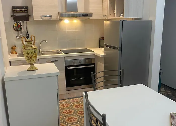 Lägenhetshotell Fontana 56 3*