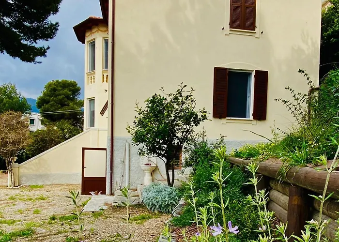 Fontana 56 Marina dʼAndora