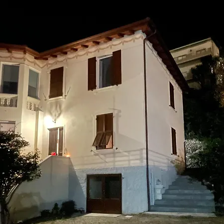 Ξενοδοχείο με διαμερίσματα Fontana 56